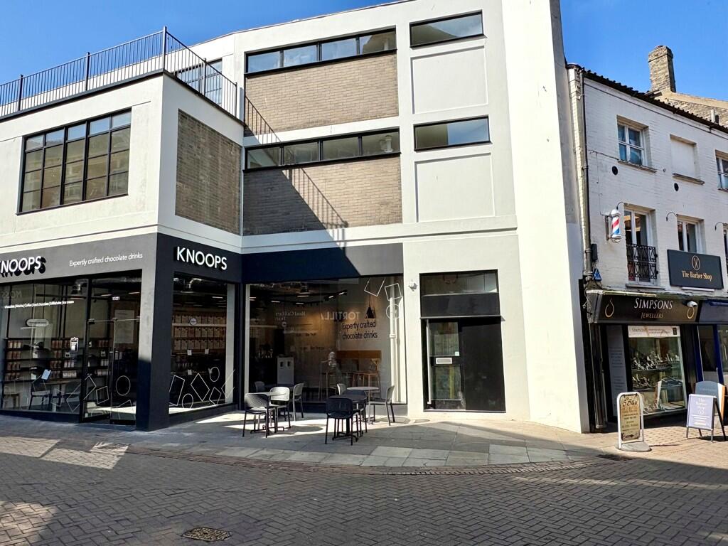 Commercial shopfront and aluminium glazing upgrade in Norwich city centre