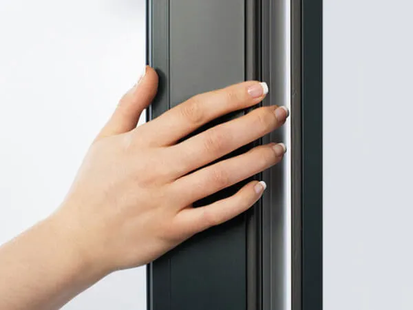 Origin Corner Door